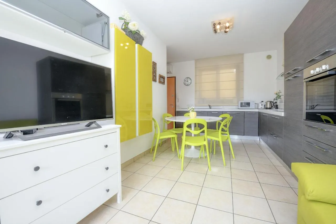 شقة Residence Benacus Apt F4 سيرمِيوني