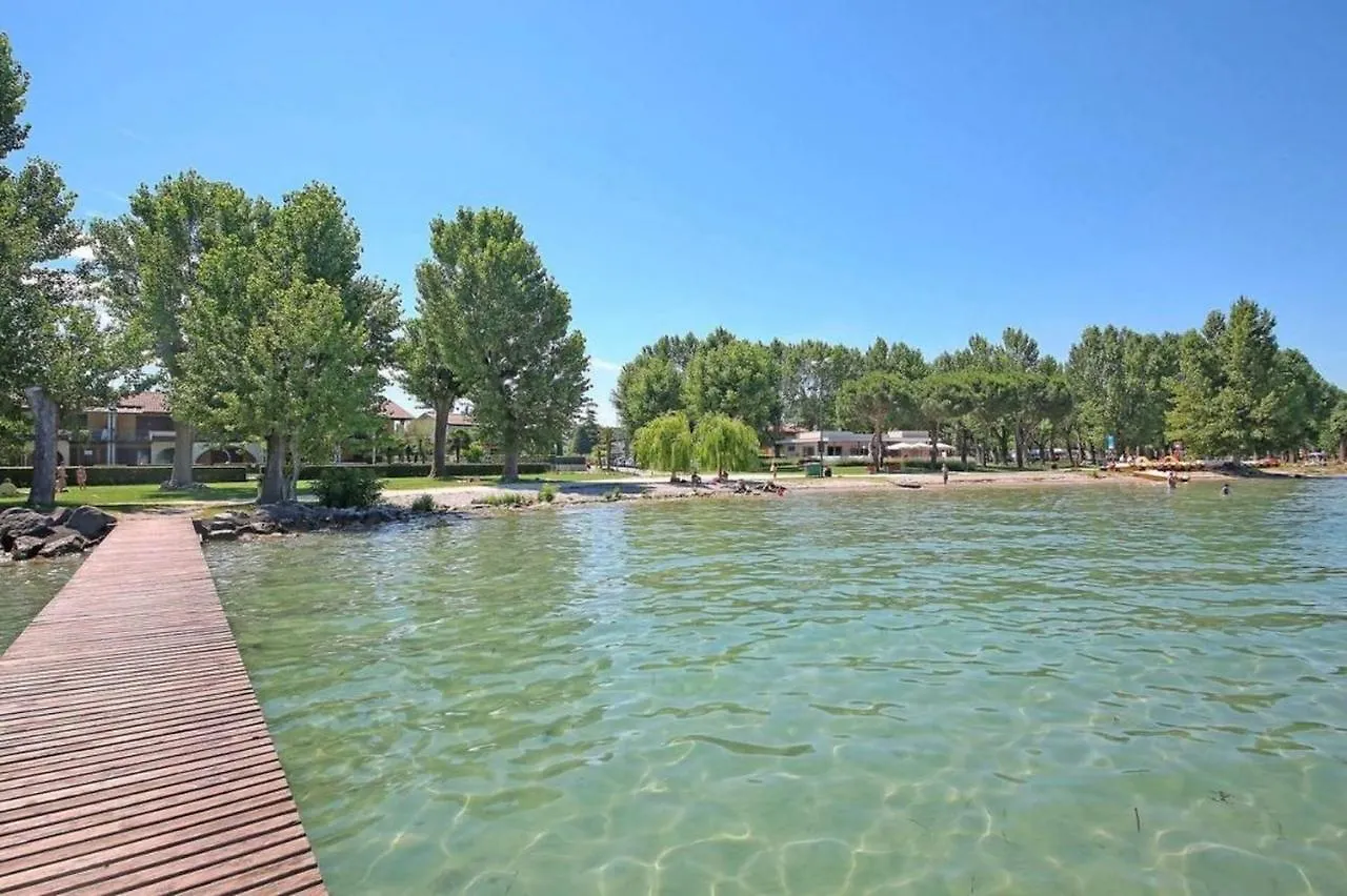 Residence Benacus Apt F4 سيرمِيوني